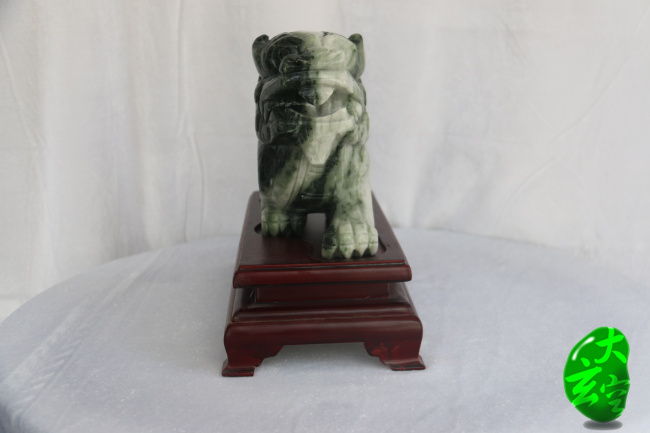 負(fù)屃 大：68000￥ ?。?8000￥