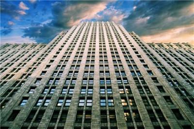 空氣濕度。如果你居住的城市相對(duì)潮濕的話，6~8層醉佳。